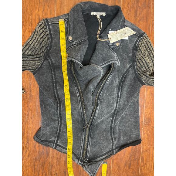 Gimmicks Pieced Sweater Jacket Washed Black Terry Zip Front jacket Sz M NWT - Picture 8 of 10